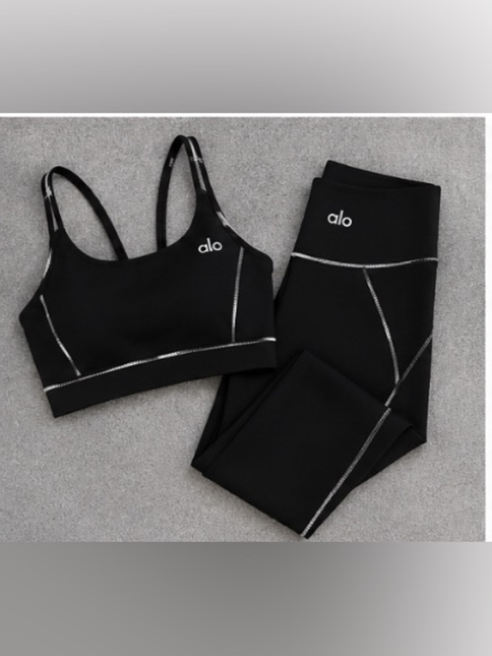 Alo Black Seam-Trim Sports Bra & High-Rise
Leggings Set - Picture 2 of 2